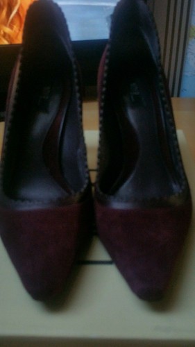 Next Noir suede uppers ladies size 6 burgandy heels with scalloped edge - Picture 3 of 10