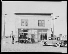 Photo:General store. Rawson, McKenzie County, North Dakota