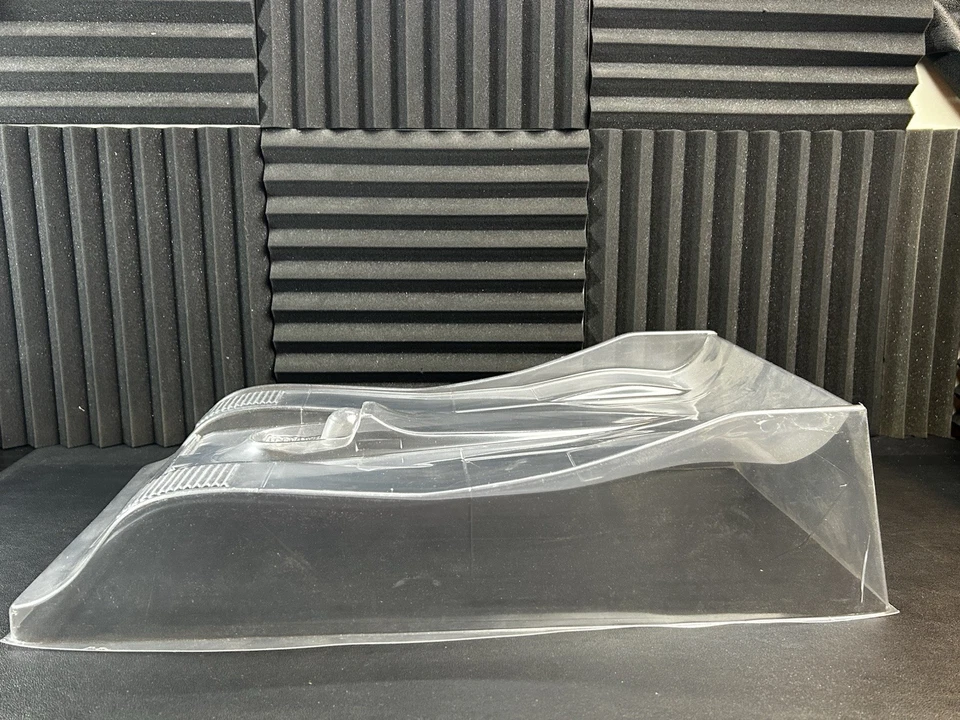 Vintage RARE Frewer RC 1/8 Lola Body Clear Uncut Mugen Seiki Kyosho LOOK! VDS-LF - Image 4 of 4