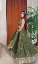 Magnifique Lehenga Choli En Soie Vichitra Verte Avec Dupatta Pour Une Réception