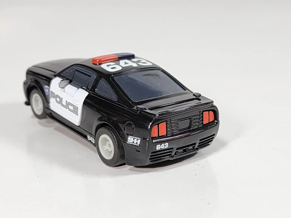 Coche Ranura Eléctrico Hornby Transformers Police Chase Modelo Escala 3" Sin Probar Foto 4 de 4