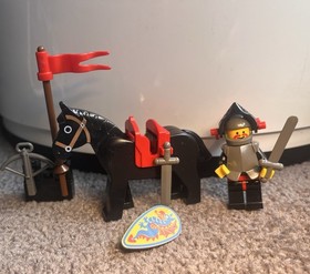 LEGO System, Black Knight with Instructions, Set 6009, 100% Complete, 1992
