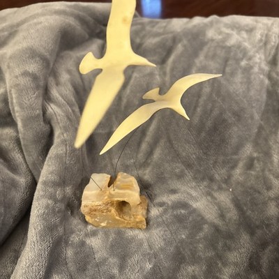Vintage 1970 s Flying Seagulls Quartz Base Marvin Wernick Kinetic Art Sculpture