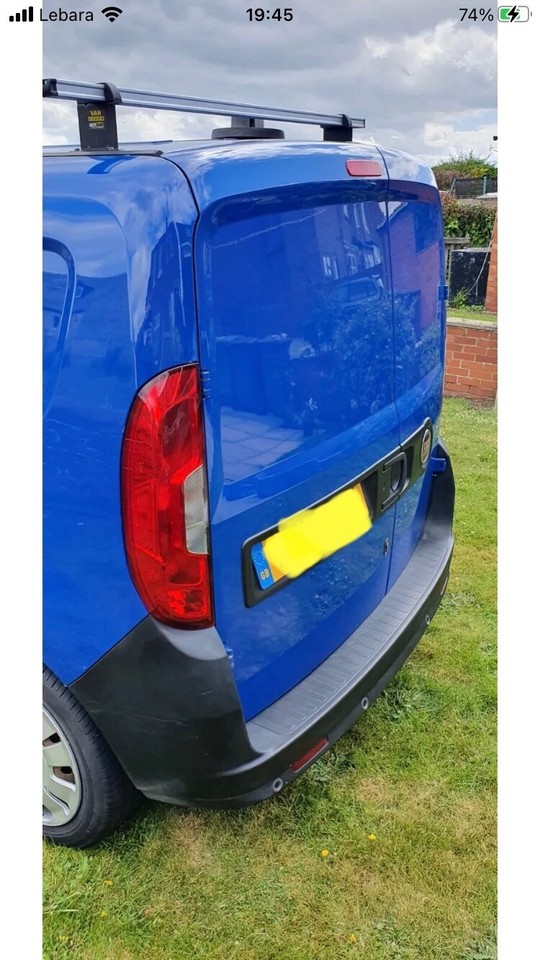 2016 Fiat Doblo LWB Maxi Cargo van. Professionally Fitted Window