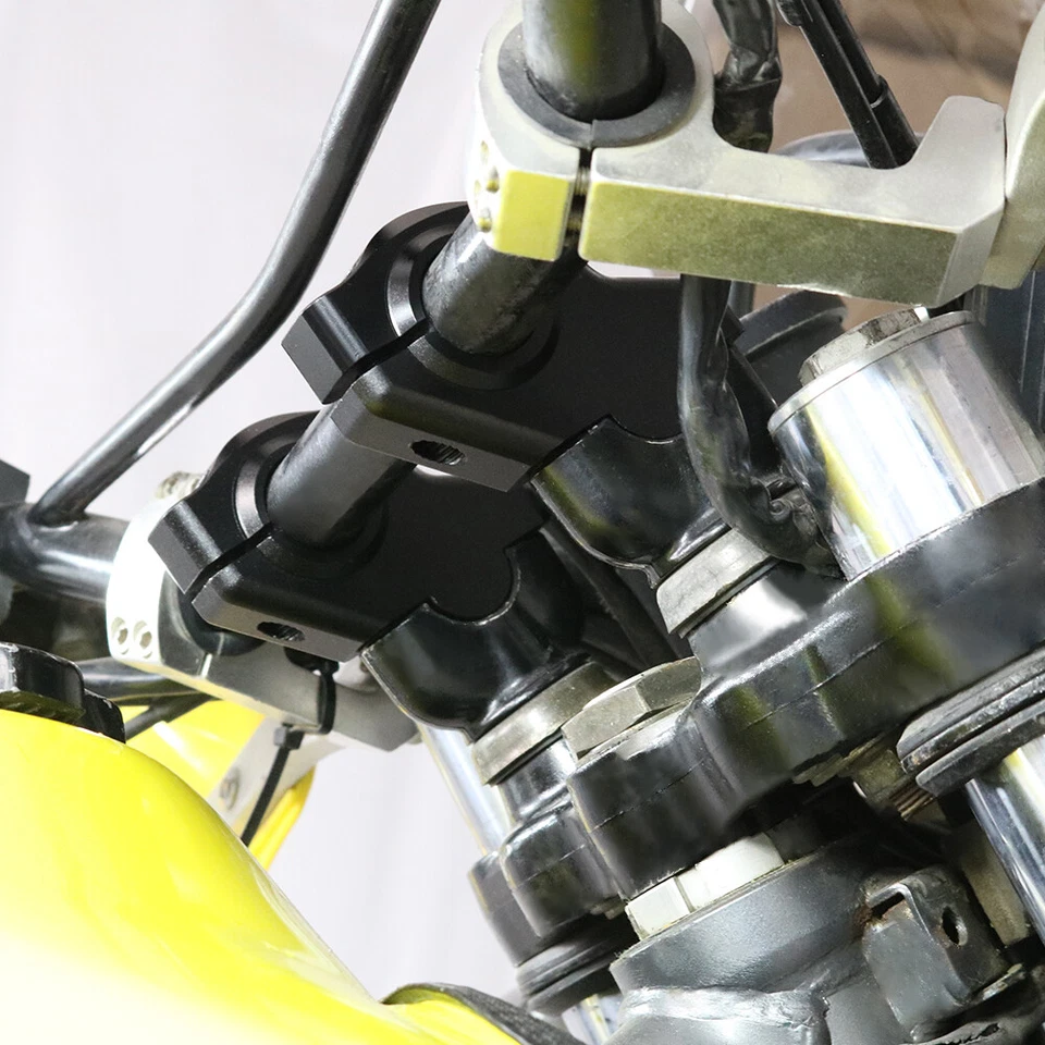 Abrazaderas de montaje de manillar desplazadas de 7/8" 22 mm elevadores aptos para Yamaha SR400 2015-2019 Foto 3 de 4