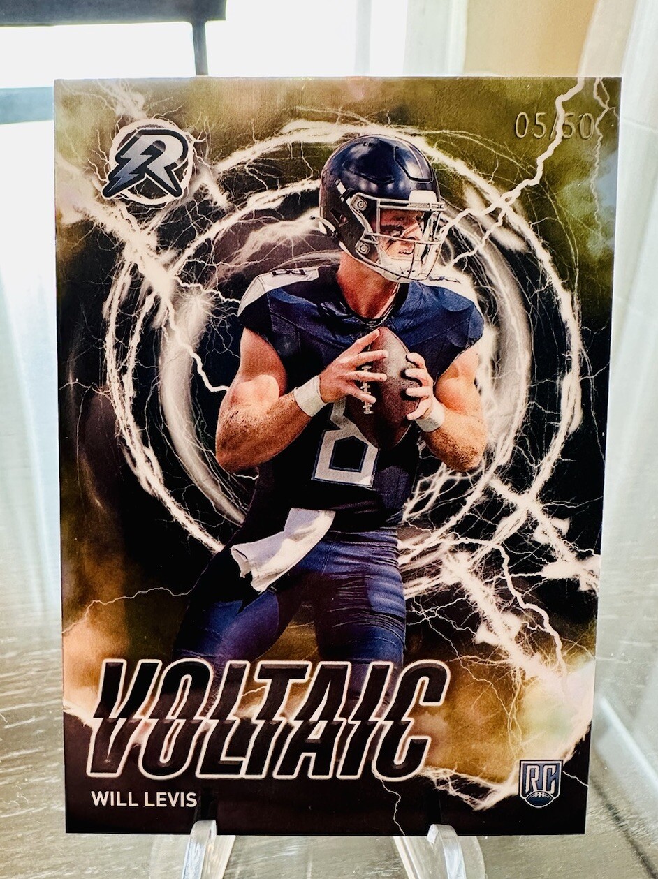 Will Levis Topps Composite Resurgence Voltaic #RV4 Gold Refractor