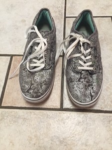 vans women size