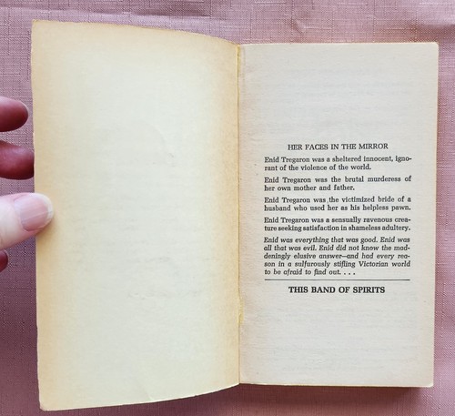 This Band of Spirits by Noel Vreeland Carter, PB, 1980 - Picture 2 of 13