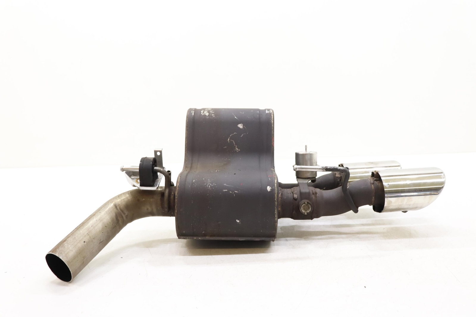 2014 - 2024 MASERATI QUATTROPORTE REAR RIGHT EXHAUST SYSTEM MUFFLER PIPE OEM