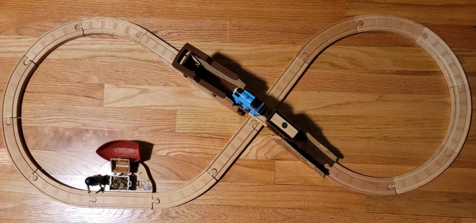 Thomas Wooden Railway Pirate Figure 8 conjunto de trem com extras! Leia - Imagem 4 de 4