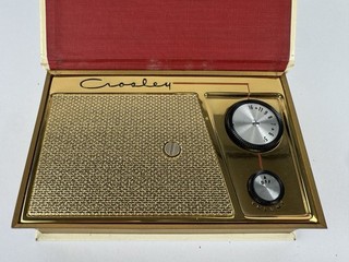 Tube Radio Crosley JM8WE Treasure Island Pocket Radio Book Shape USA 1956