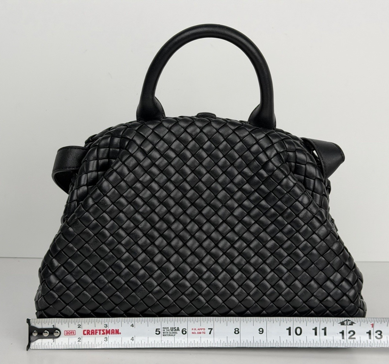 Bottega Veneta Medium Handle Bag in Black Intrecciato Leather D4 thumbnail 7