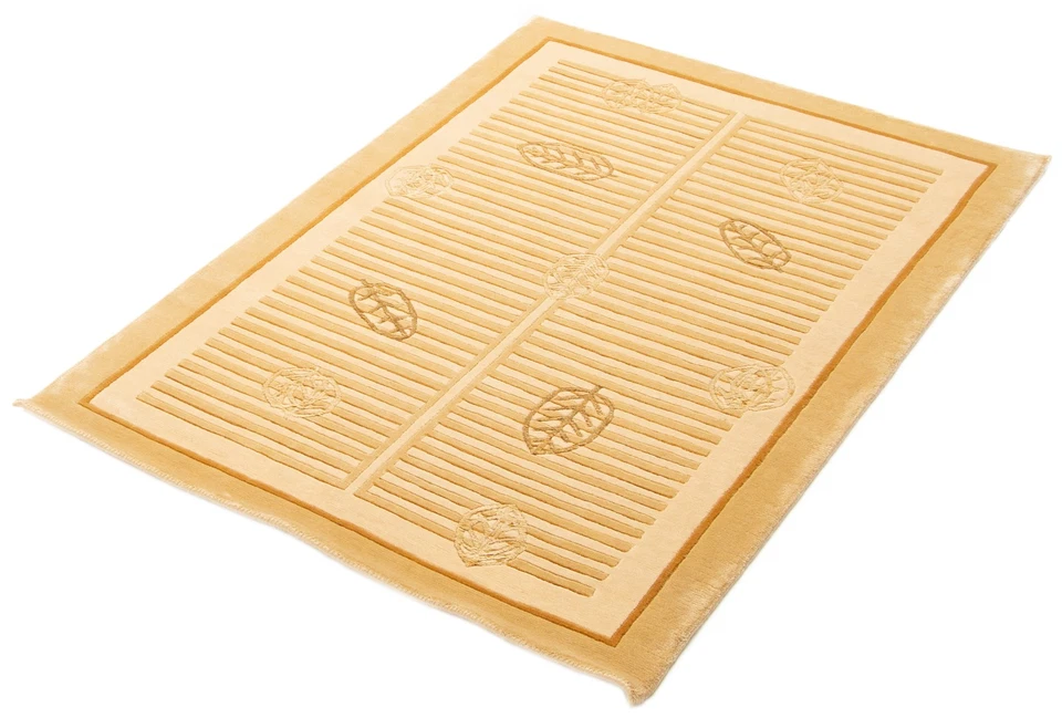 4'0" x 5'10" Hand Knotted Area Rug Traditional Oriental Wool Carpet - Image 4 of 4