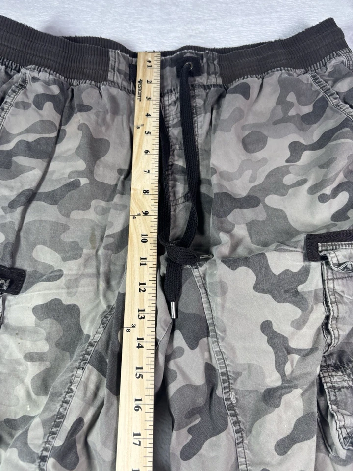 Pantalones Cortos de Carga Southpole Colección Auténtica Para Hombre XL Gris Camuflaje Y2K De Colección Foto 3 de 4