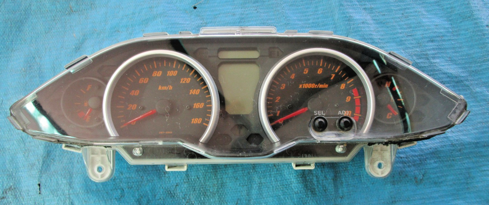 CONTACHILOMETRI STRUMENTAZIONE SUZUKI BURGMAN K7