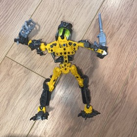 LEGO BIONICLE: Toa Hewkii (8730) Incomplete For Parts
