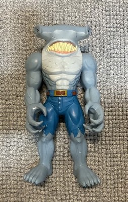 DC Comics / King Shark / Giant Series / Actionfigur / 30cm