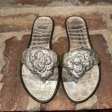 Stuart Weitzman Women's Silver BLOOM Rhinestone Flower Jelly Sandals Size 8