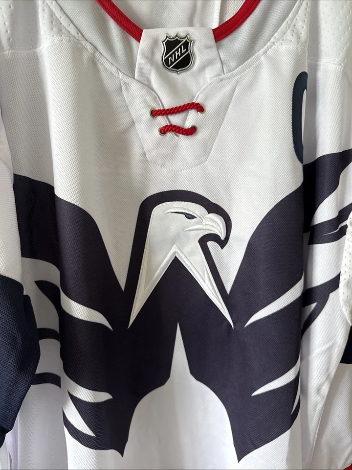 Camiseta deportiva para hombre Adidas Ovechkin #8 Washington Capitals 2023 Stadium Series talla 60 Foto 2 de 4