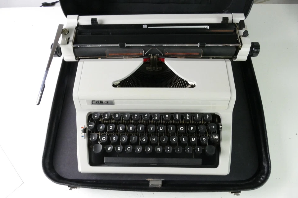 Robotron Erika Schreibmaschine Breitwagen top Typewriter DDR 70er Jahre Pro-2798 - Bild 4 von 4