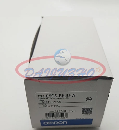 ONE OMRON E5CS-RKJU-W Thermostat New