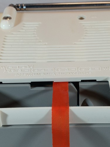 Sharp QT-5 (W) AM/FM Radio Kassettenrekorder 80er Jahre für Teile oder Reparatur - Bild 7 von 9
