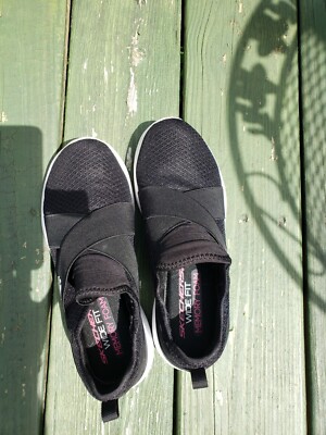 たゆページ Ladies Skech-air by Skechers Dynamite Sneakers Black Sz 7.5 Wide