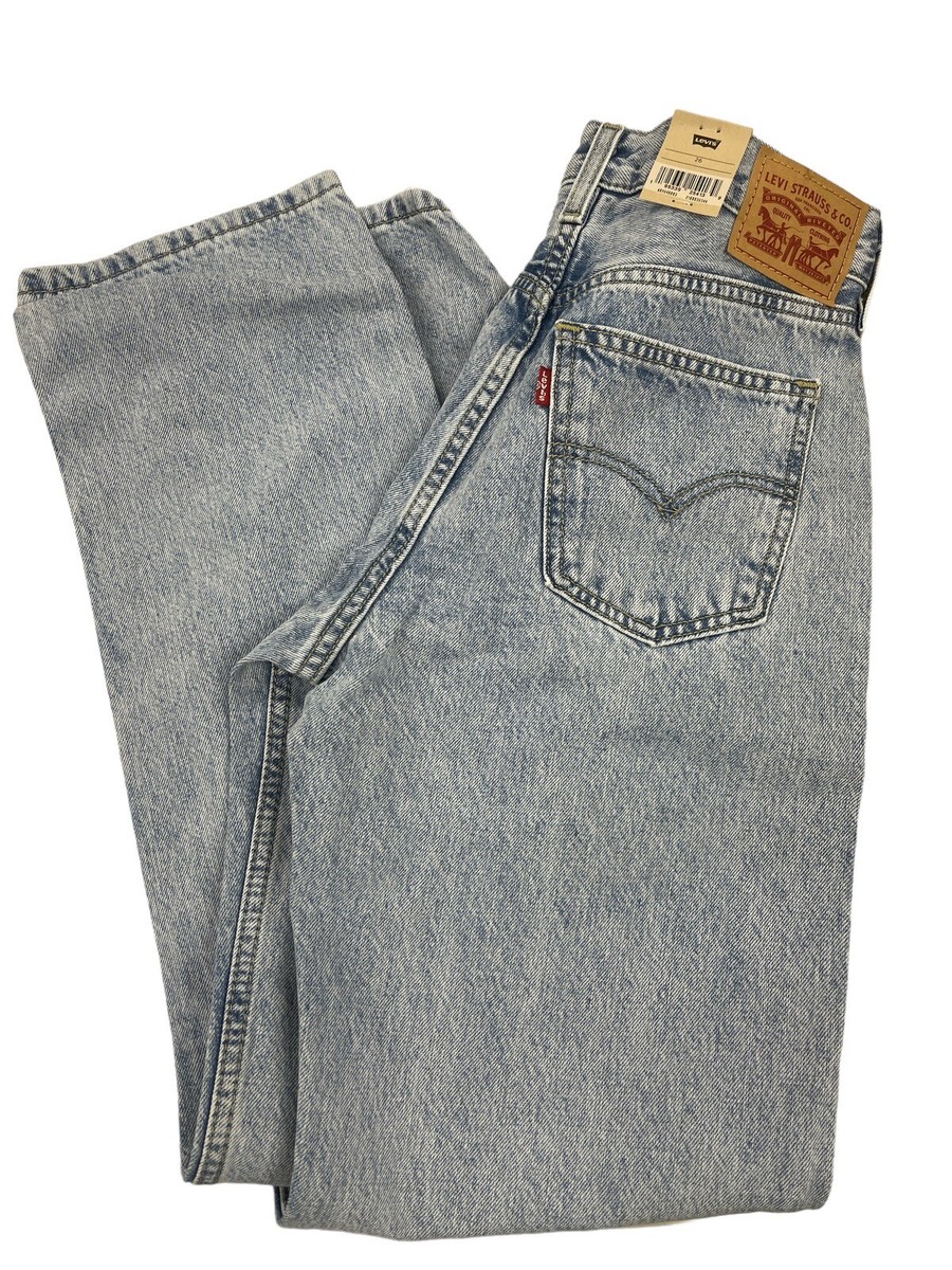 Levi's Womens Mid-Rise Low Pro Light Wash Straight Relaxed Jeans