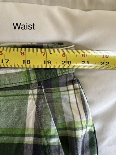 Gap Men's Green Plaid Shorts - Picture 8 of 10