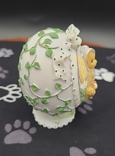 Orsacchiotti amati 1997 Ragazza con uova di pulcini - Orso Enesco Statuina Pasqua - Foto 4 di 6