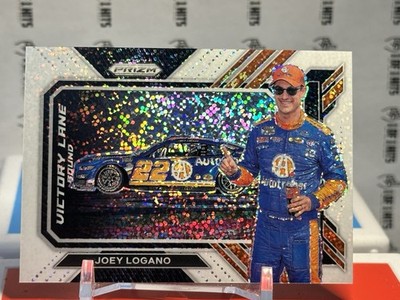 2023 Panini Prizm Victory Lane Bound White Sparkle Joey Logano #VLB11 07qr