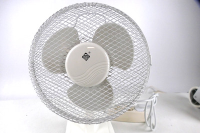 MD Tisch Ventilator Desk Fan FT8-23 weiß Schwenkautomatik Pro-3987