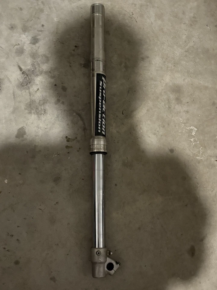 03-06 Amortiguador/horquilla delantero Yamaha Yz 125 *Sellos defectuosos*izquierdo y derecho Foto 3 de 4