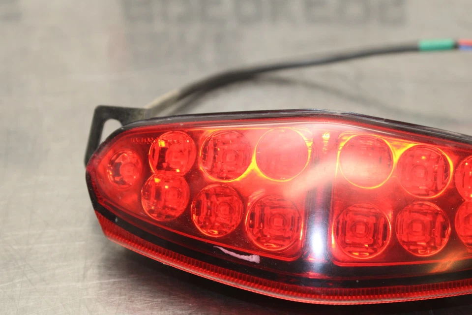 09-10 KAWASAKI ER-6N ЗАДНИЙ ЗАДНИЙ ЗАДНИЙ ФОНАРЬ ЗАДНИЙ ТОРМОЗНОЙ ФОНАРЬ BB205 - Изображение 4 из 4