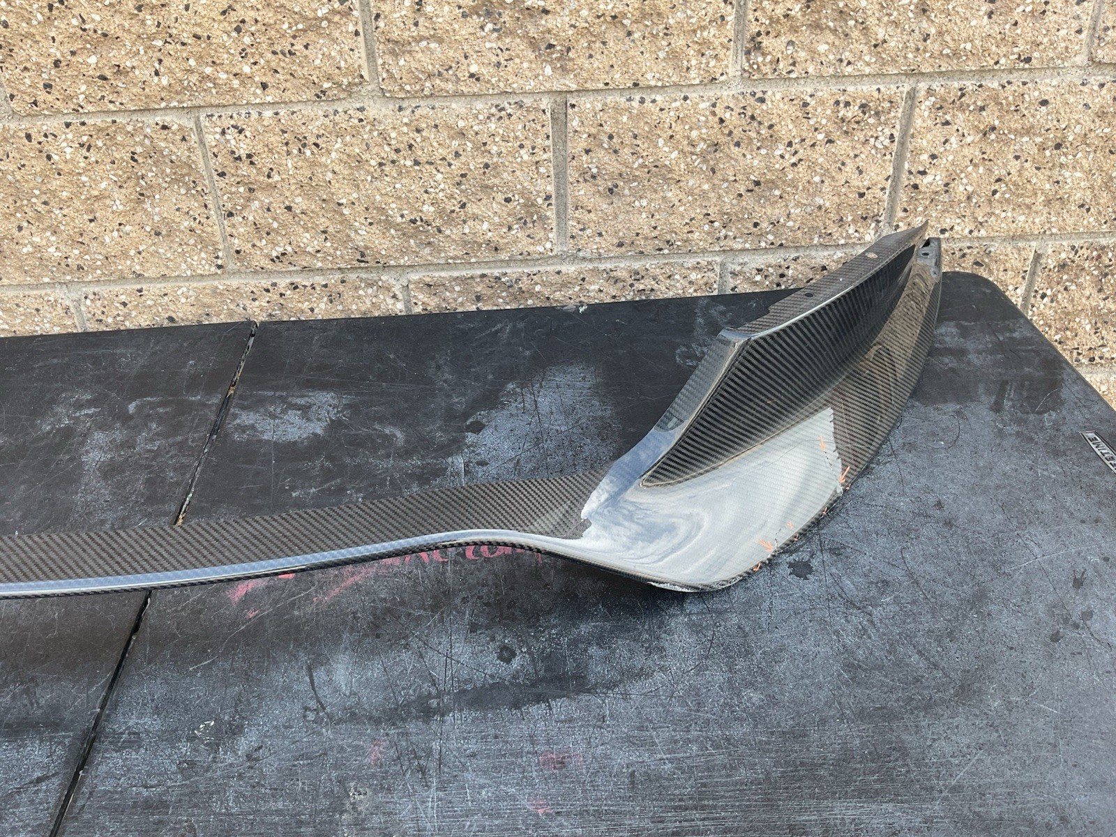 2012 2014 2016 2018 ASTON MARTIN VANQUISH FRONT BUMPER SPLITTER OEM USED