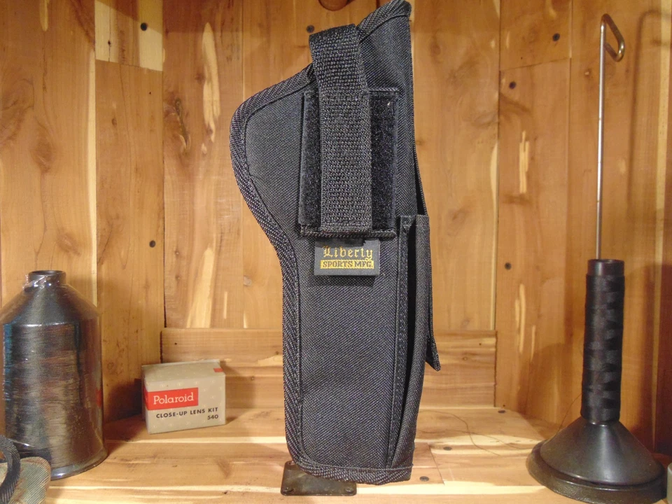 Browning Buckmark Field Model 5.5 inch Custom Belt Holster / Sportsman No.LE - Image 2 of 3