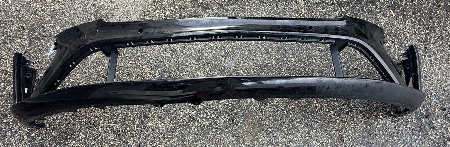 2019 - 2024 BENTLEY CONTINENTAL GT GTC FRONT BUMPER COVER OEM