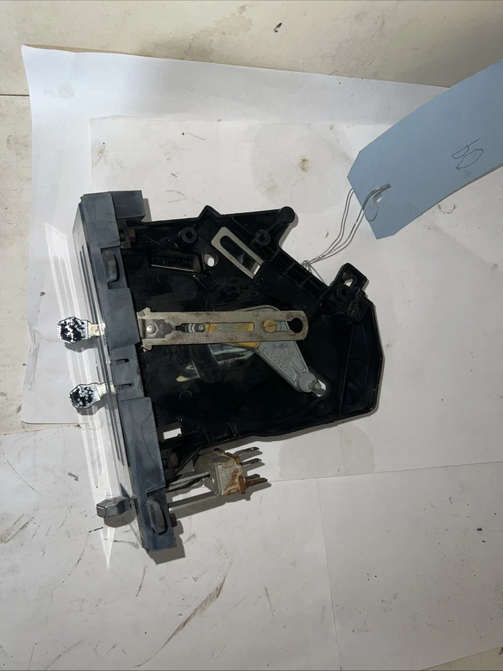 1975 - 1977 Pontiac Lemans Grand Prix A/C Heater Control Assembly OEM 1976 - Image 4 of 4
