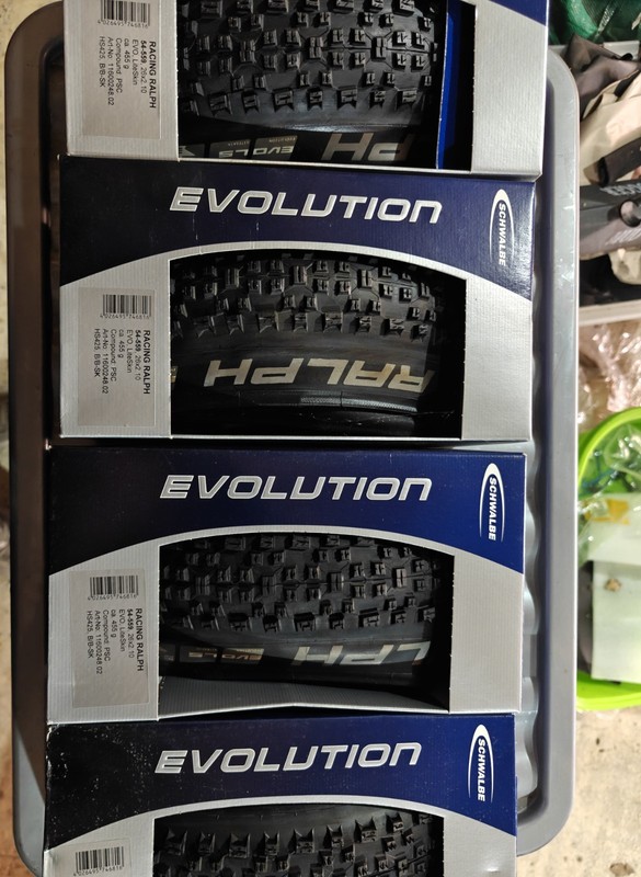 Schwalbe Racing Ralph Evo Liteskin  26 X 2.10