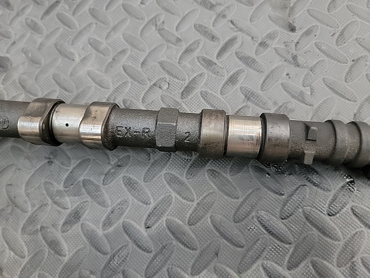 2018 Mclaren 720s Passenger Right Exhaust Camshaft Oem