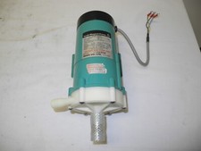 IWAKI MD-30RZ-220N 2700/3100 RPM MAGNET PUMP 2 POLE 220VAC 50/60HZ 1102348