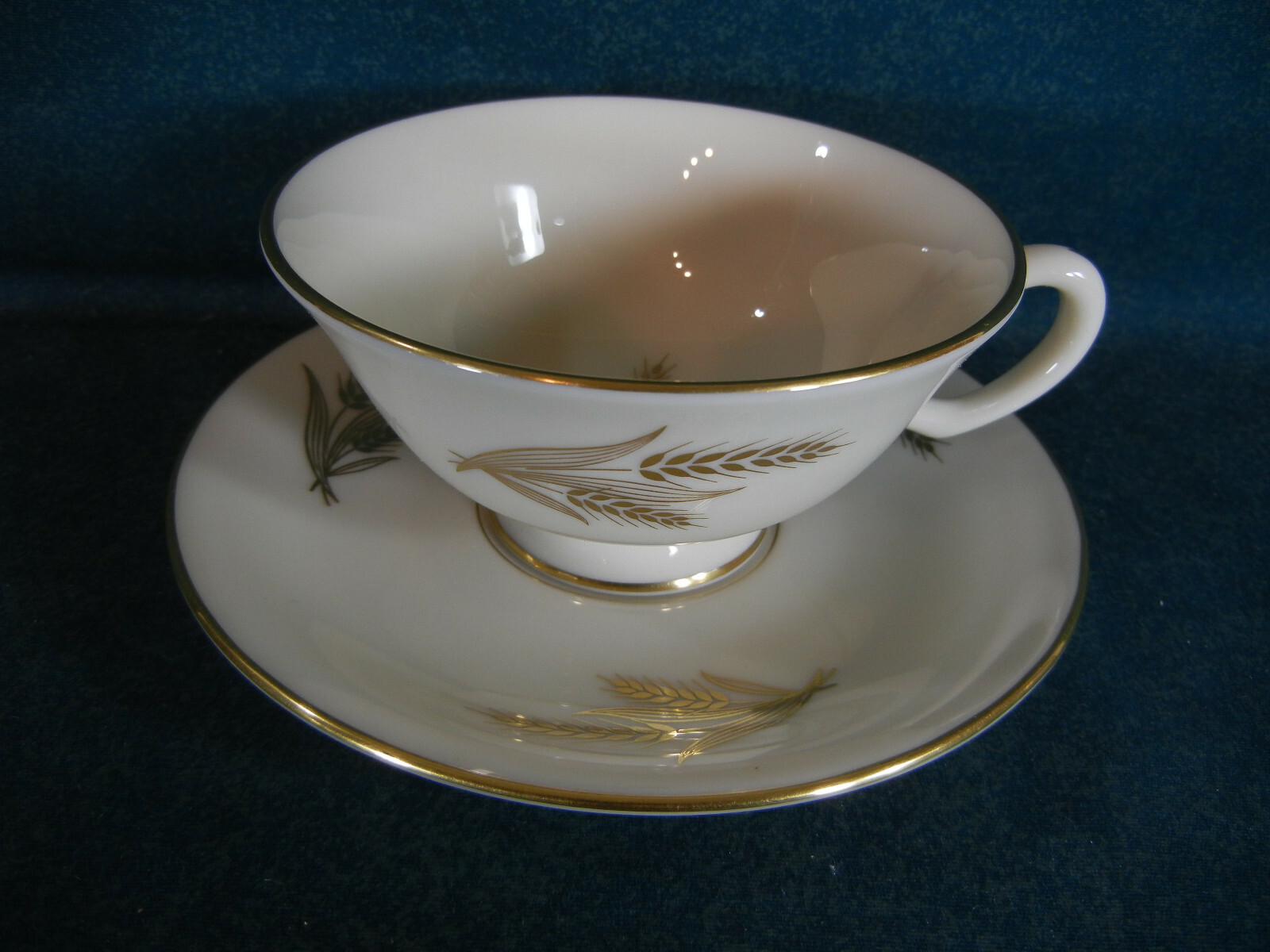 Lenox Harvest R441 Cup and Saucer Set(s)