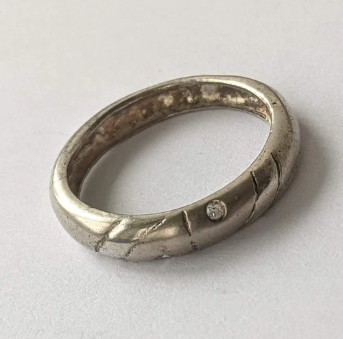 Vintage men's ring sterling silver 925 Size 8 Weight 2 g.