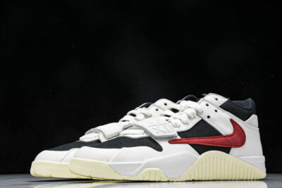 Jordan Jumpman Jack TR XTravis Scott University Red FZ8117-101