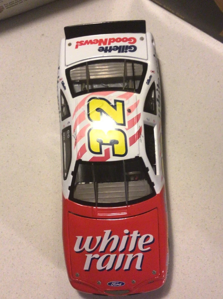 #32 Dale Jarrett 1997 Thunderbird NASCAR Diecast ACTION ELITE 1/1.500 VINTAGE - Imagem 4 de 4