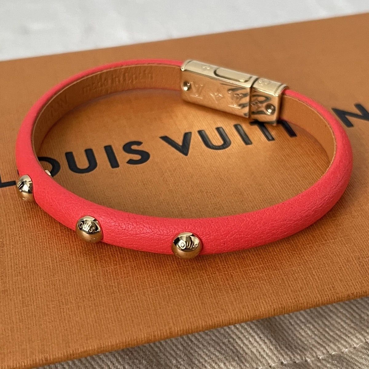 NEW Authentic Louis Vuitton Monogram Yummy Bracelet Coral Size 17 + Receipt