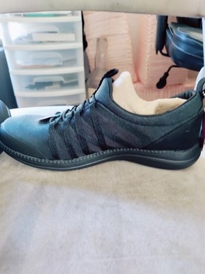 Brand New Women's Sketchers  Sneakers Shoes Size 5 Black