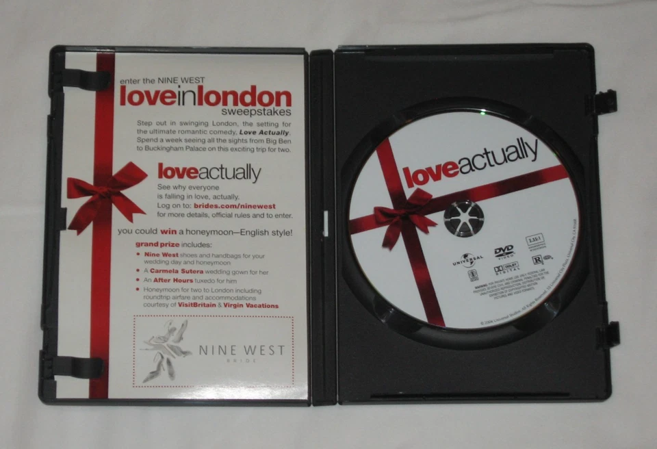 Love Actually - Widescreen DVD - Image 3 of 4
