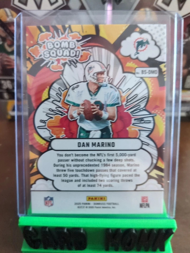 Panini Donruss 2025 - Bomb Squad Dan Marino Miami Dolphins #BS-DMO Foto 2 de 2