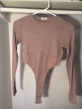 Fashion nova brown long sleeve bodysuit w/cut out detail bodysuit cutoutdetail